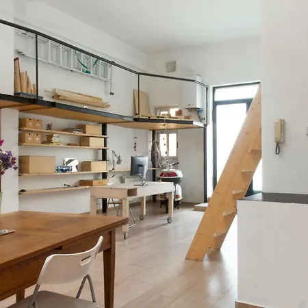 Loft In Authentic Hood Appartamento Roma